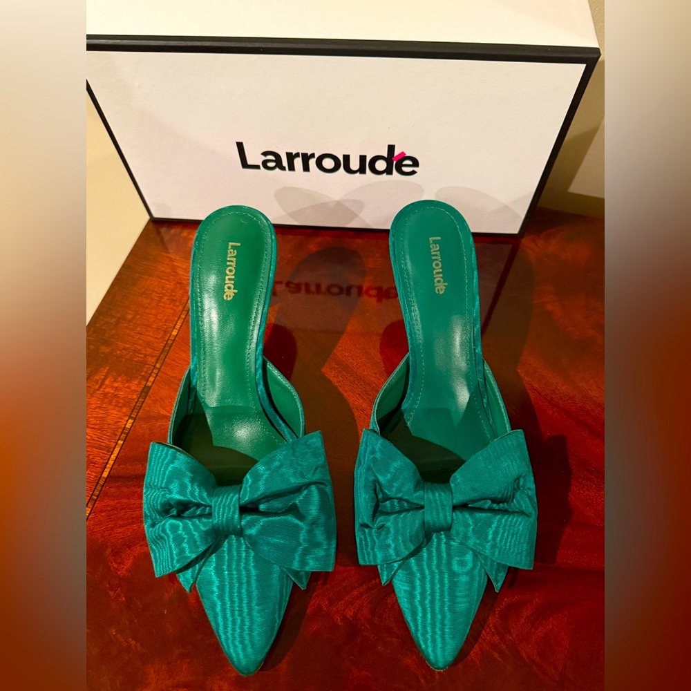 Larroude Mini Ellie Pump